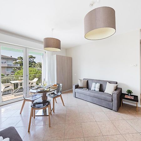 Residenza Miralago II By Wonderful Italy Desenzano del Garda Dış mekan fotoğraf