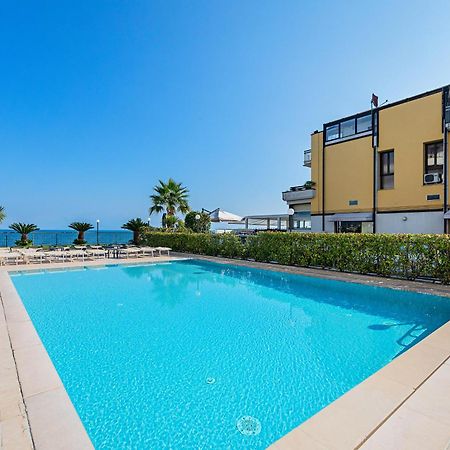 Residenza Miralago II By Wonderful Italy Desenzano del Garda Dış mekan fotoğraf
