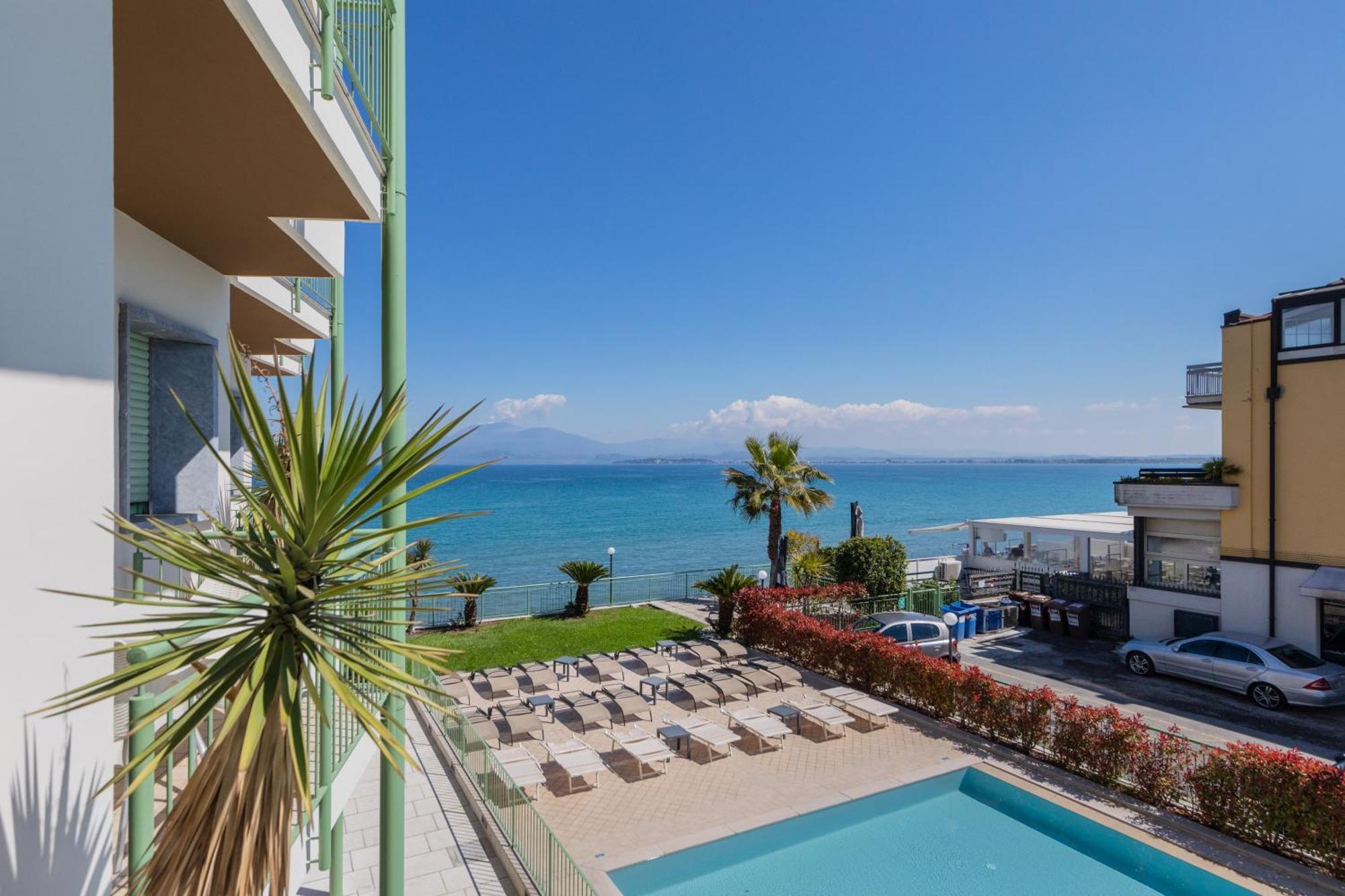 Residenza Miralago II By Wonderful Italy Desenzano del Garda Dış mekan fotoğraf