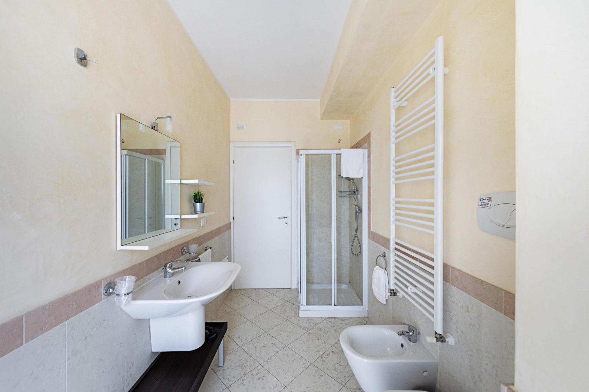 Residenza Miralago II By Wonderful Italy Desenzano del Garda Dış mekan fotoğraf