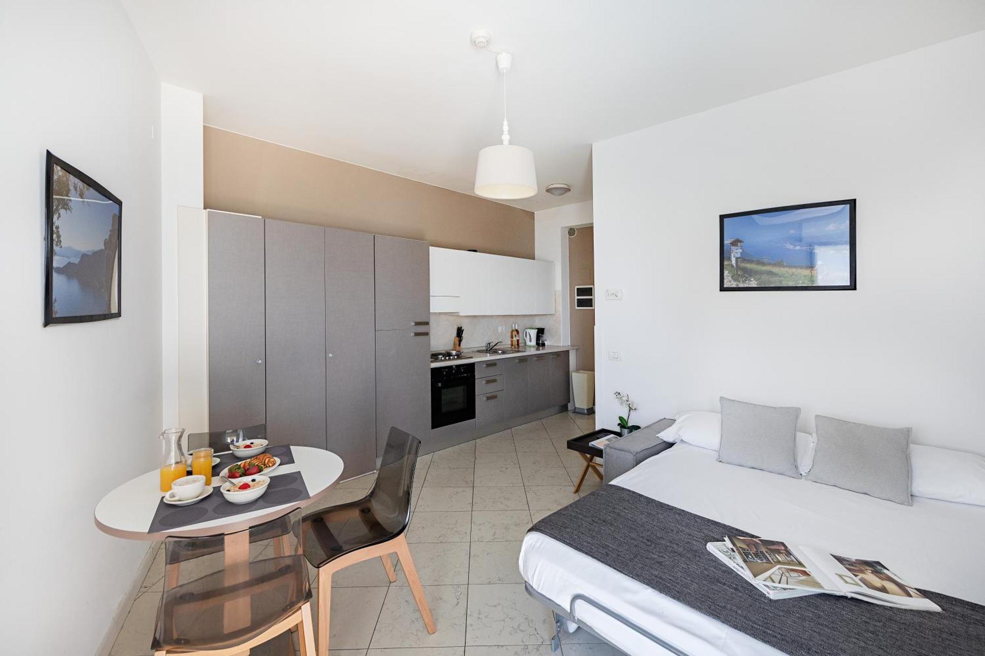 Residenza Miralago II By Wonderful Italy Desenzano del Garda Dış mekan fotoğraf