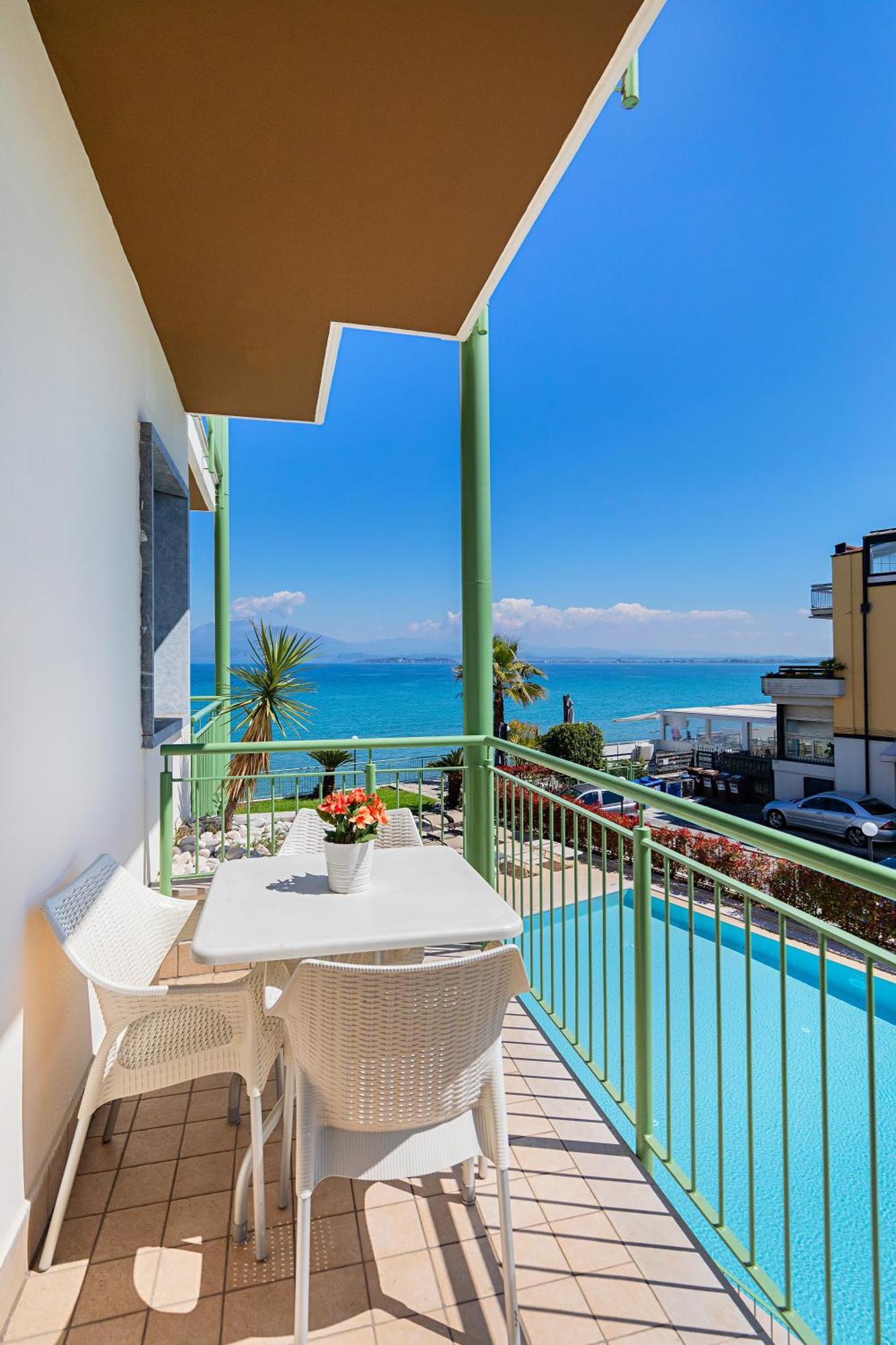 Residenza Miralago II By Wonderful Italy Desenzano del Garda Dış mekan fotoğraf